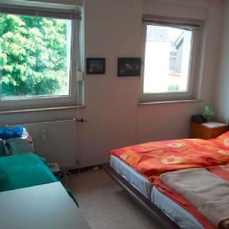 Duesseldorf - Separates, Privates Zimmer المظهر الخارجي الصورة