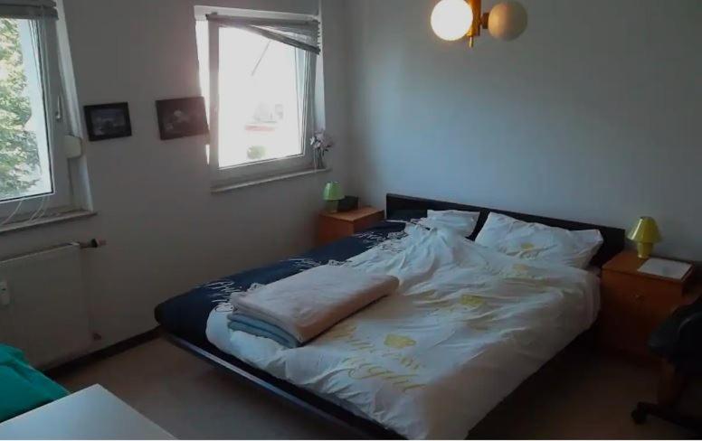 Duesseldorf - Separates, Privates Zimmer المظهر الخارجي الصورة